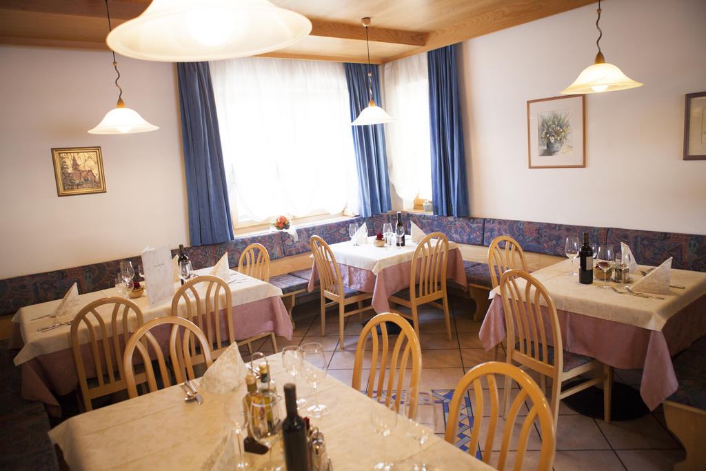 Gasthaus Abram Ora / Auer المظهر الخارجي الصورة
