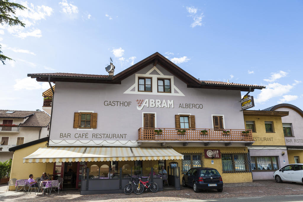 Gasthaus Abram Ora / Auer المظهر الخارجي الصورة